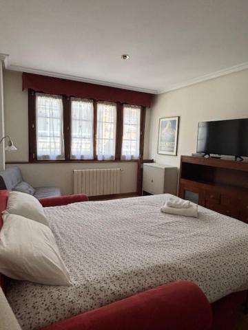 Living Gijon & Parking Apartment Ngoại thất bức ảnh